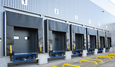 Refugio de muelle retr&aacute;ctil de PVC