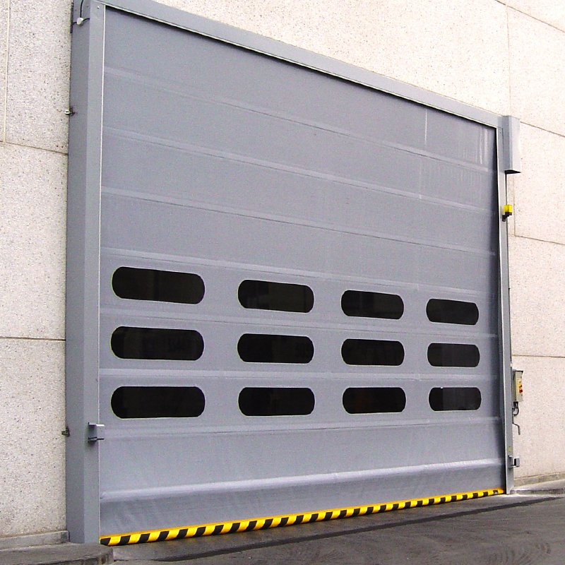 Logística automática de puertas apilables de PVC de alta velocidad a prueba de viento